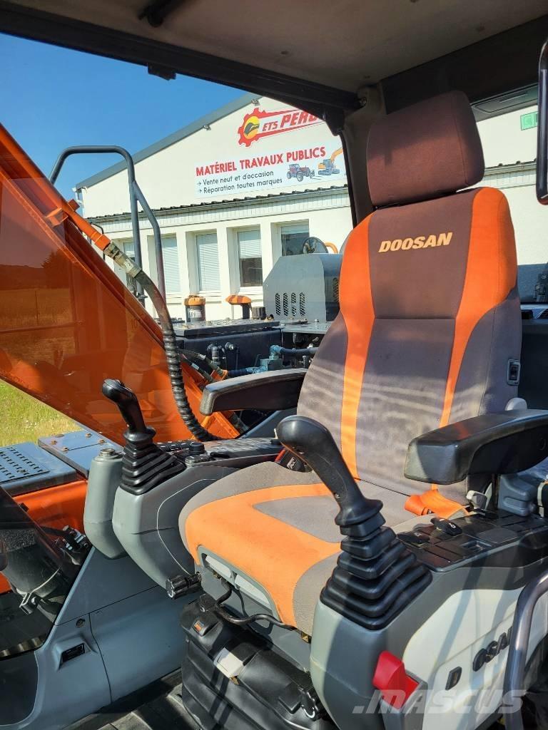 Doosan DX 140 LC-5 Pásová rýpadla