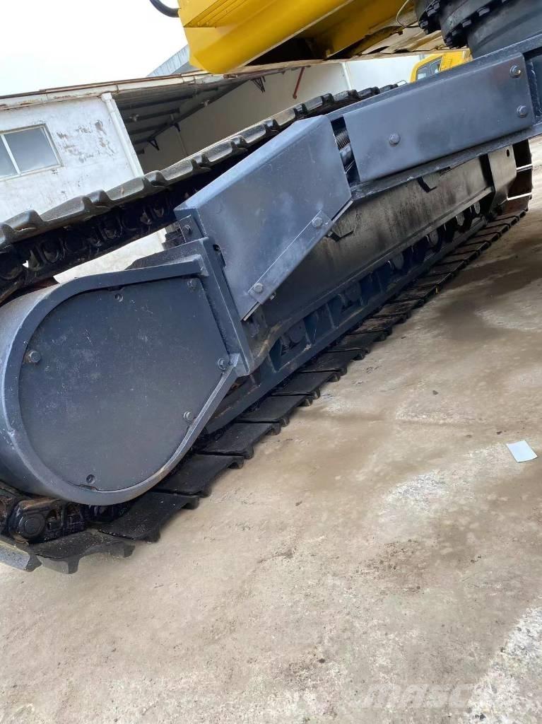 Komatsu PC 450 Pásová rýpadla