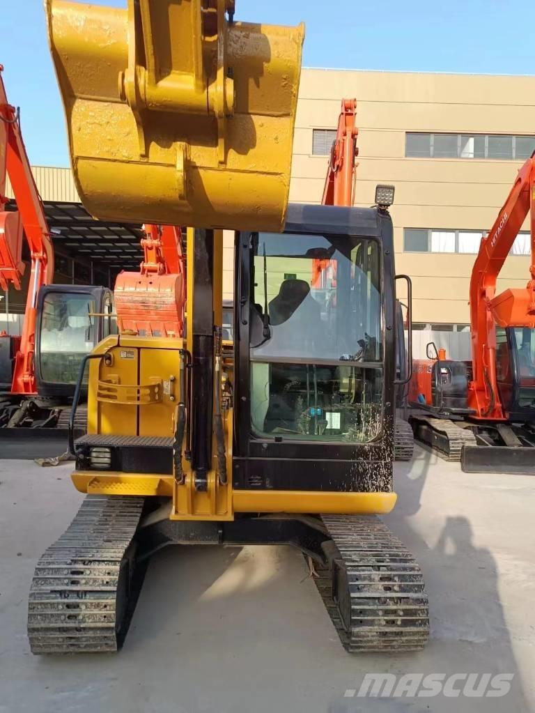 CAT 305.5E2 Mini rýpadla < 7t