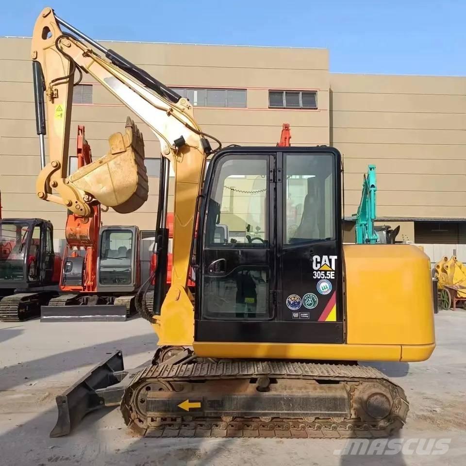 CAT 305.5E2 Mini rýpadla < 7t