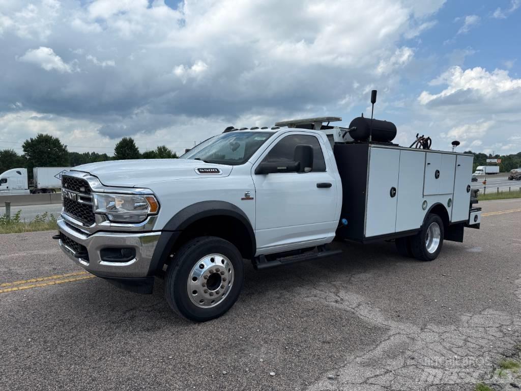 RAM 5500 TRADESMAN Komunální / Multi-užitková vozidla