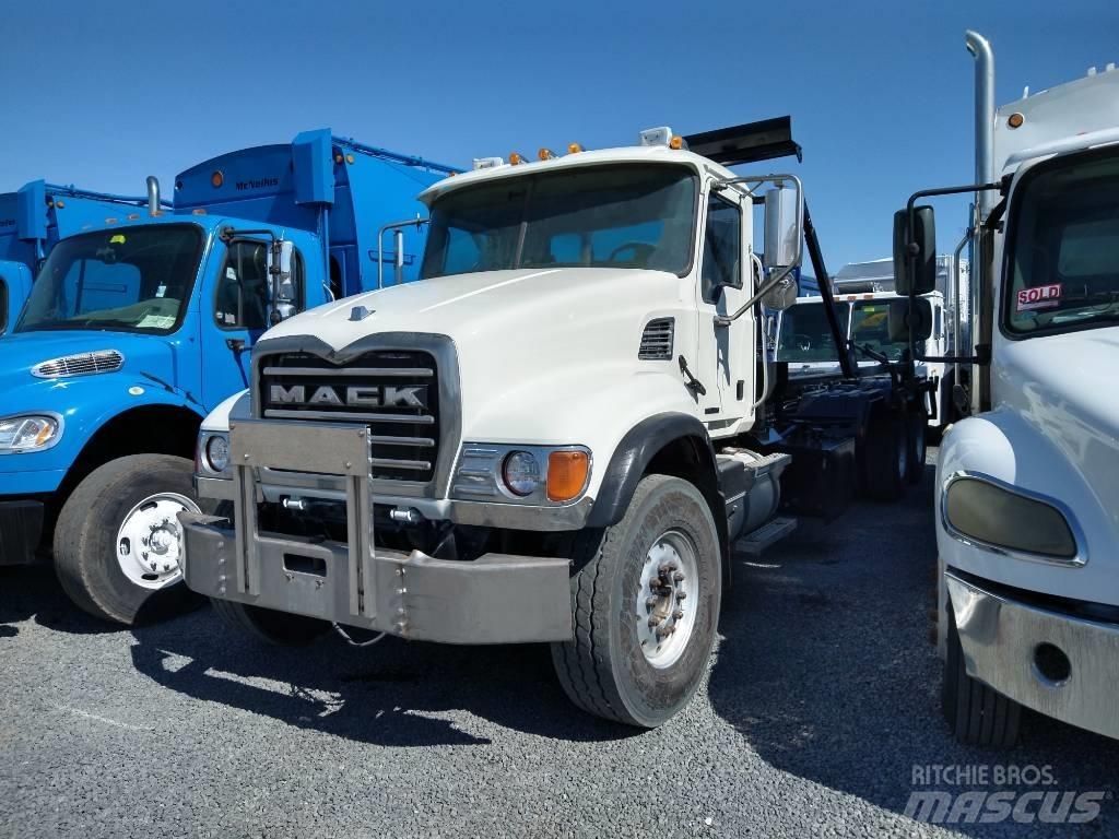 Mack GRANITE CV713 Popelářské vozy