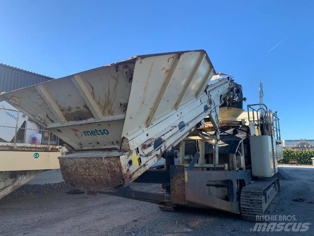 Metso LT 200 HP Mobilní drtiče