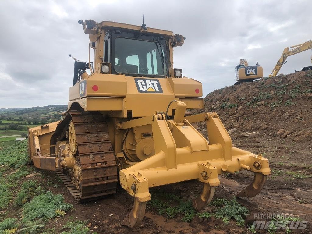 CAT D 6 T XW Pásové dozery