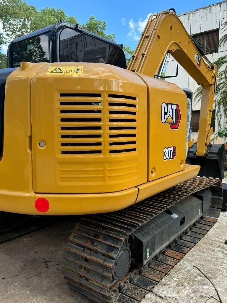 CAT 307E2 Mini rýpadla < 7t