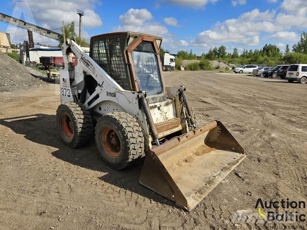 Bobcat 873 Smykem řízené nakladače