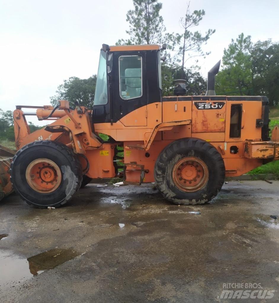 Doosan Mega 250 Kolové nakladače