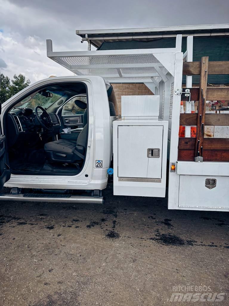 Dodge Ram 5500 Komunální / Multi-užitková vozidla