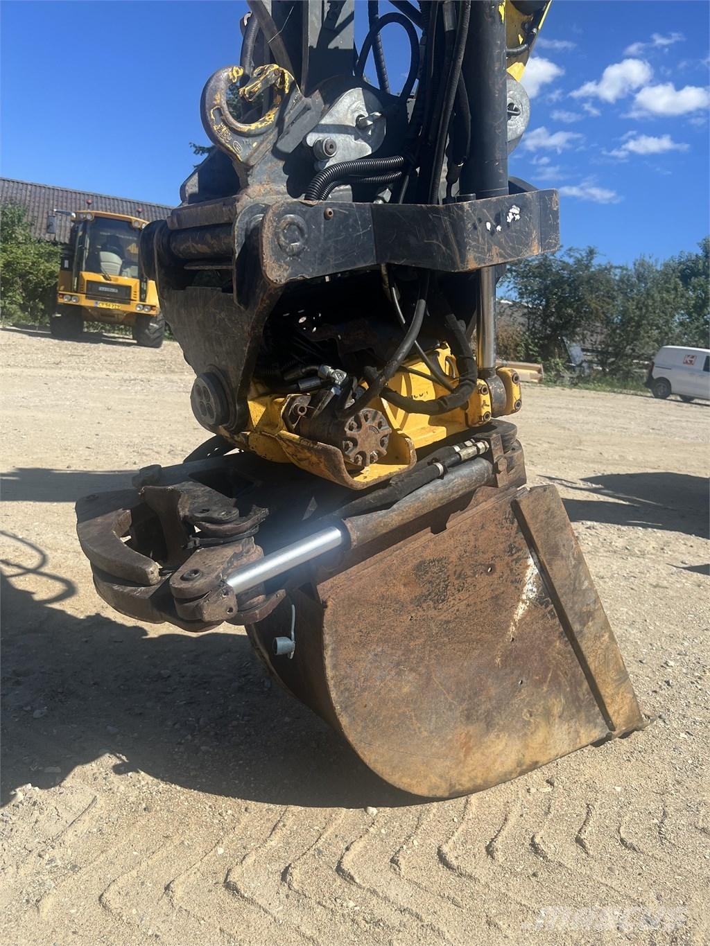 Wacker Neuson EW 100 Kolová rýpadla