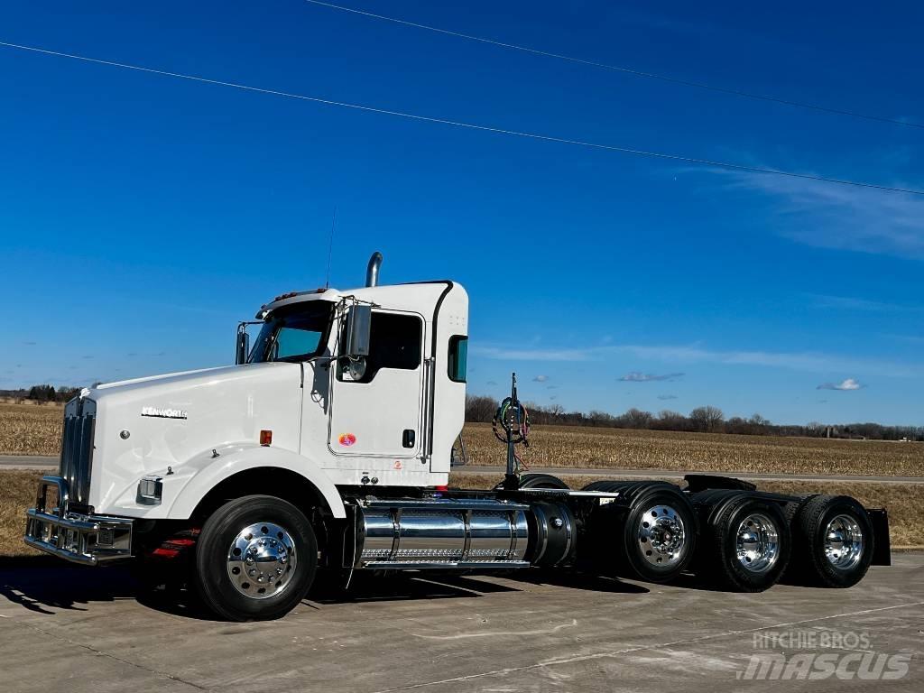 Kenworth T 800 Tahače