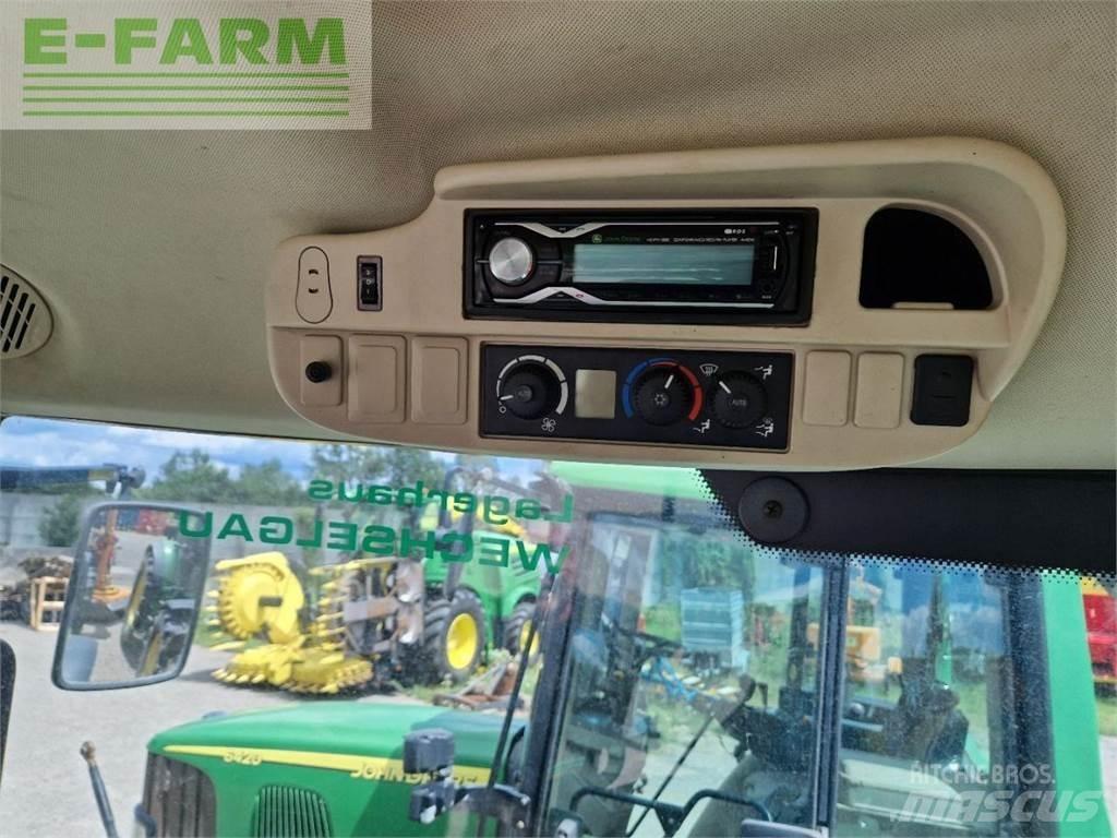 John Deere 6125R Traktory