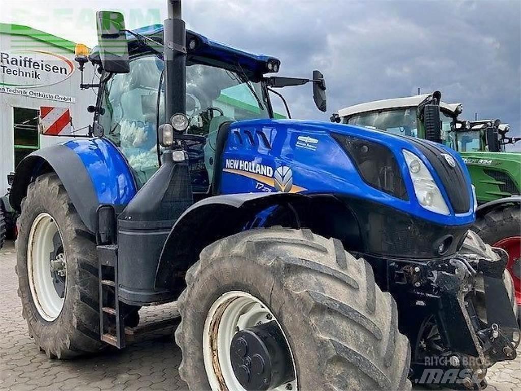 New Holland t7.250 Traktory