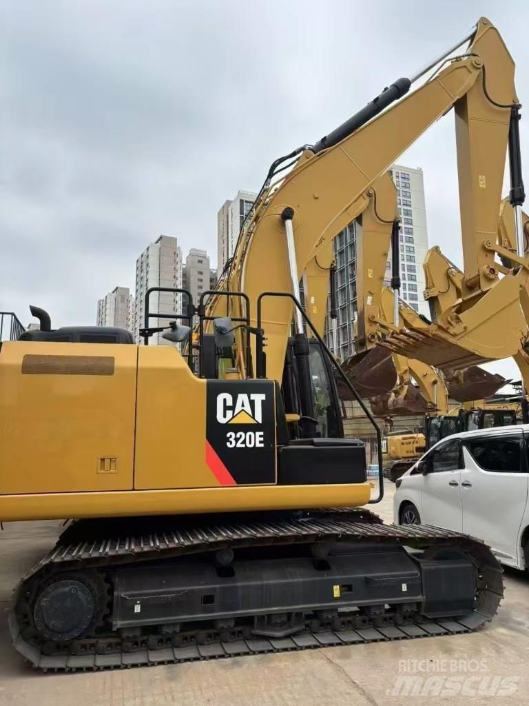 CAT 320 E Pásová rýpadla
