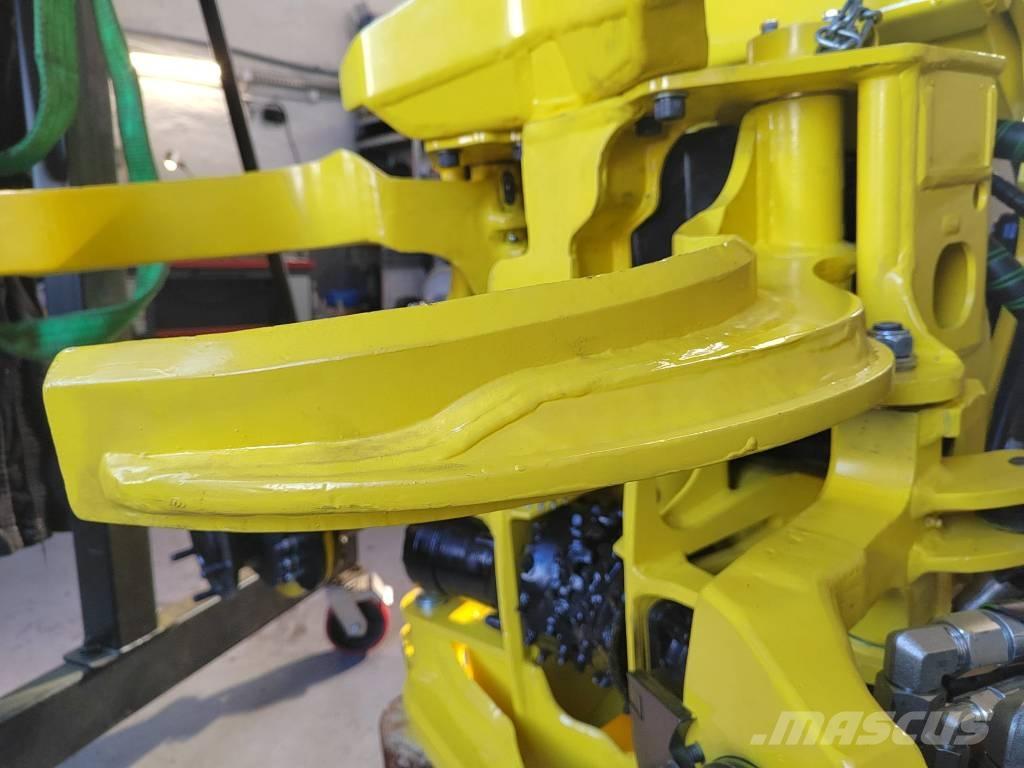 John Deere H412 Těžební hlavy