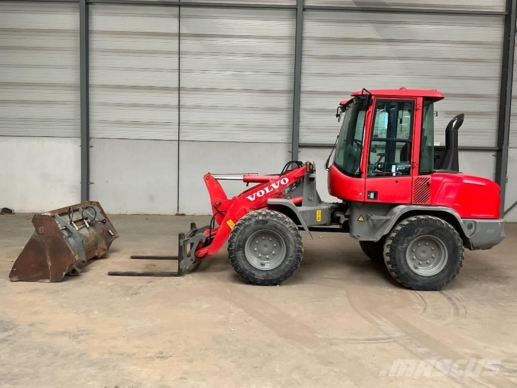 Volvo L 30 G Kolové nakladače
