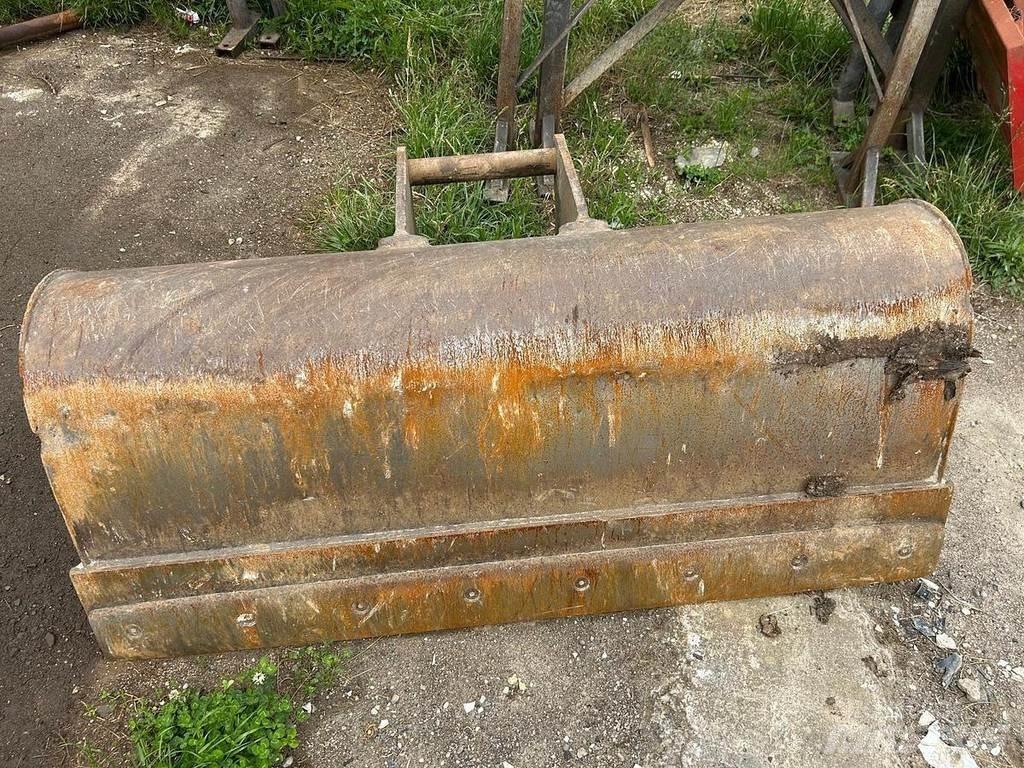 Mecalac 15MWR Lopaty