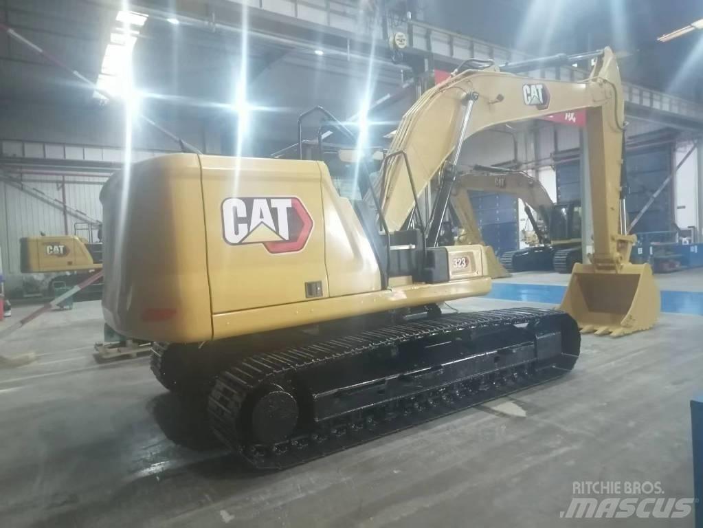 CAT 323 Pásová rýpadla