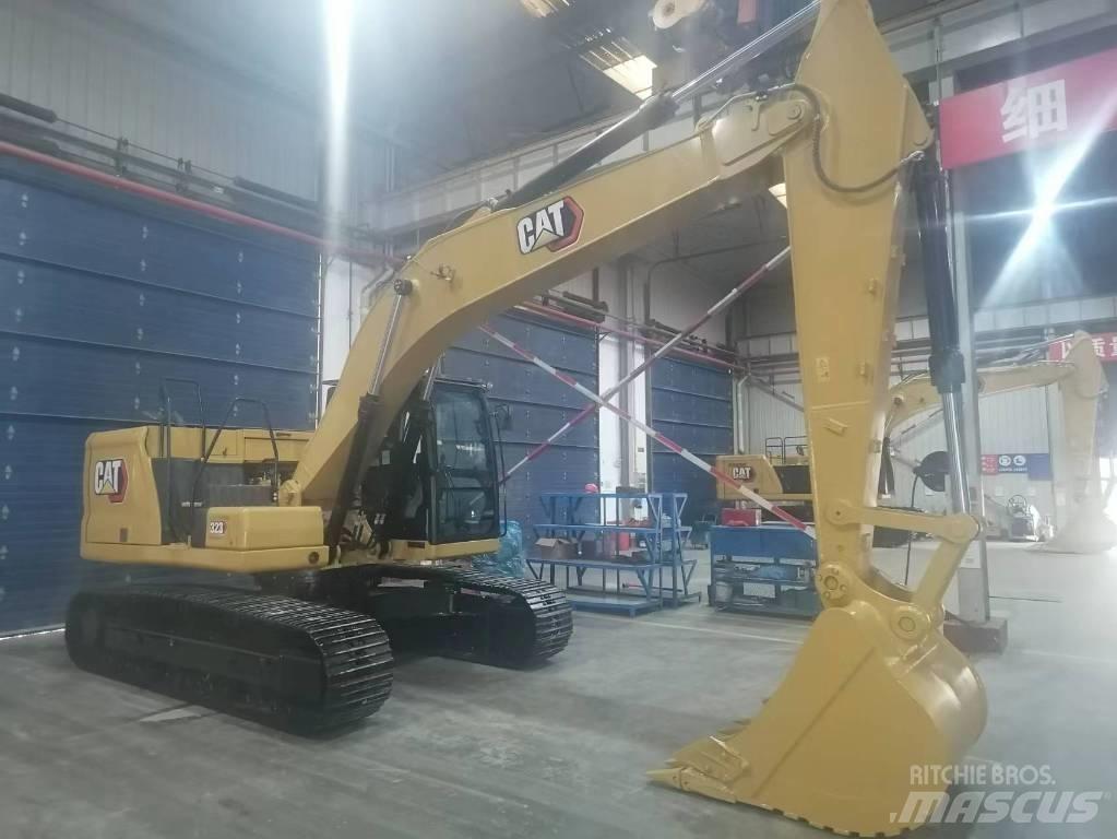 CAT 323 Pásová rýpadla