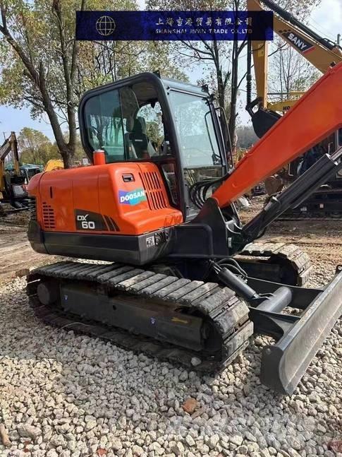 Doosan DX 60 Pásová rýpadla