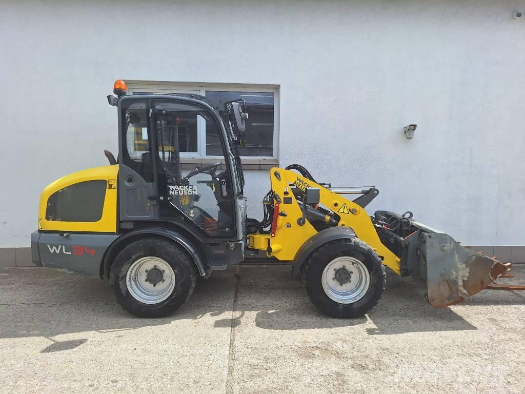 Wacker Neuson WL 34 Kolové nakladače