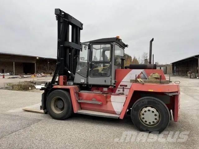 Kalmar DCD120-6 Dieselové vozíky