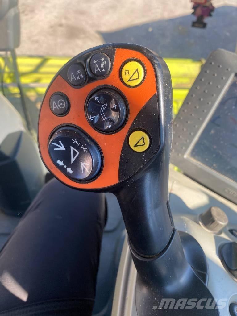 CLAAS Jaguar 950 Samojízdné sekačky