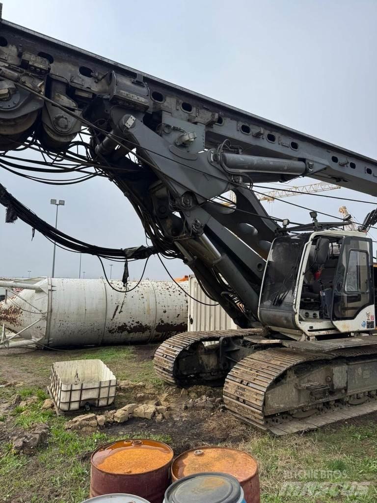 Liebherr LB 28 Velké vrtací stroje