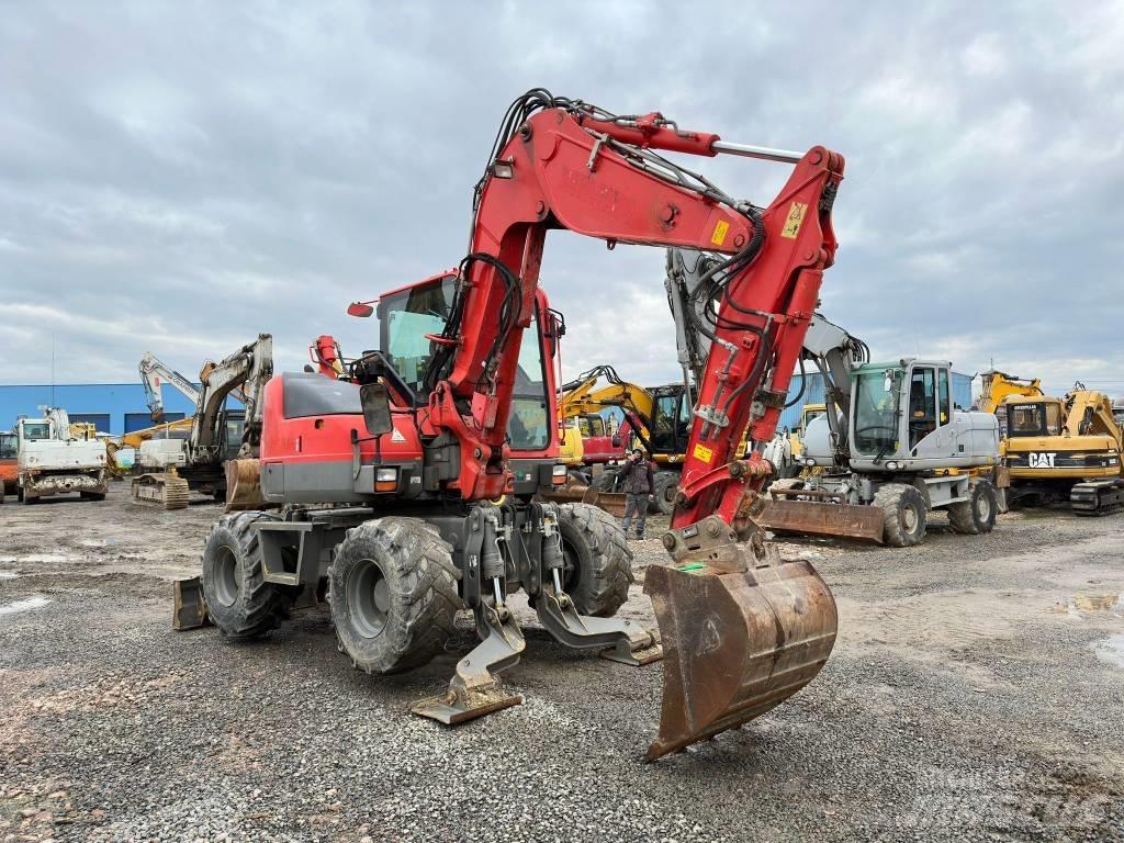 Komatsu PW98MR-8 Kolová rýpadla