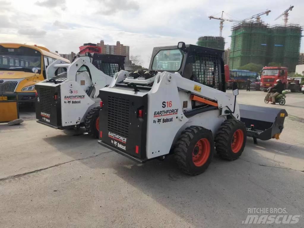 Bobcat S 16 Smykem řízené nakladače