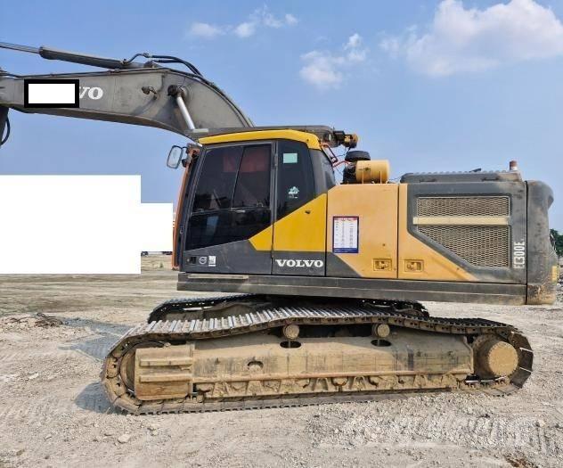 Volvo EC 300 EL Pásová rýpadla