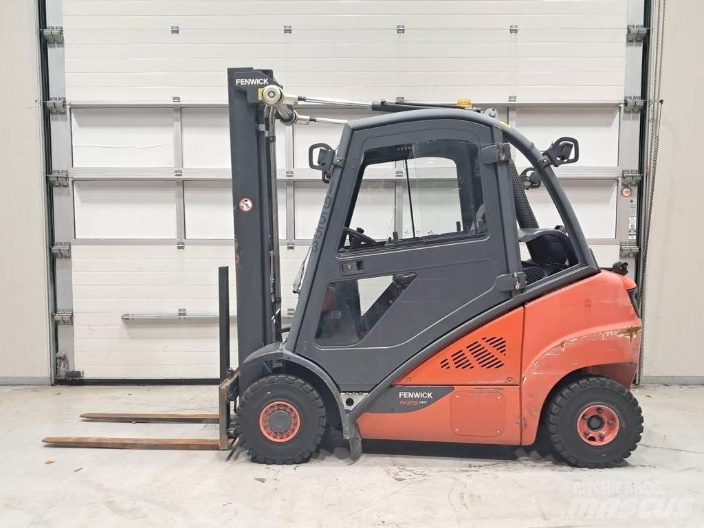 Linde H25T Další