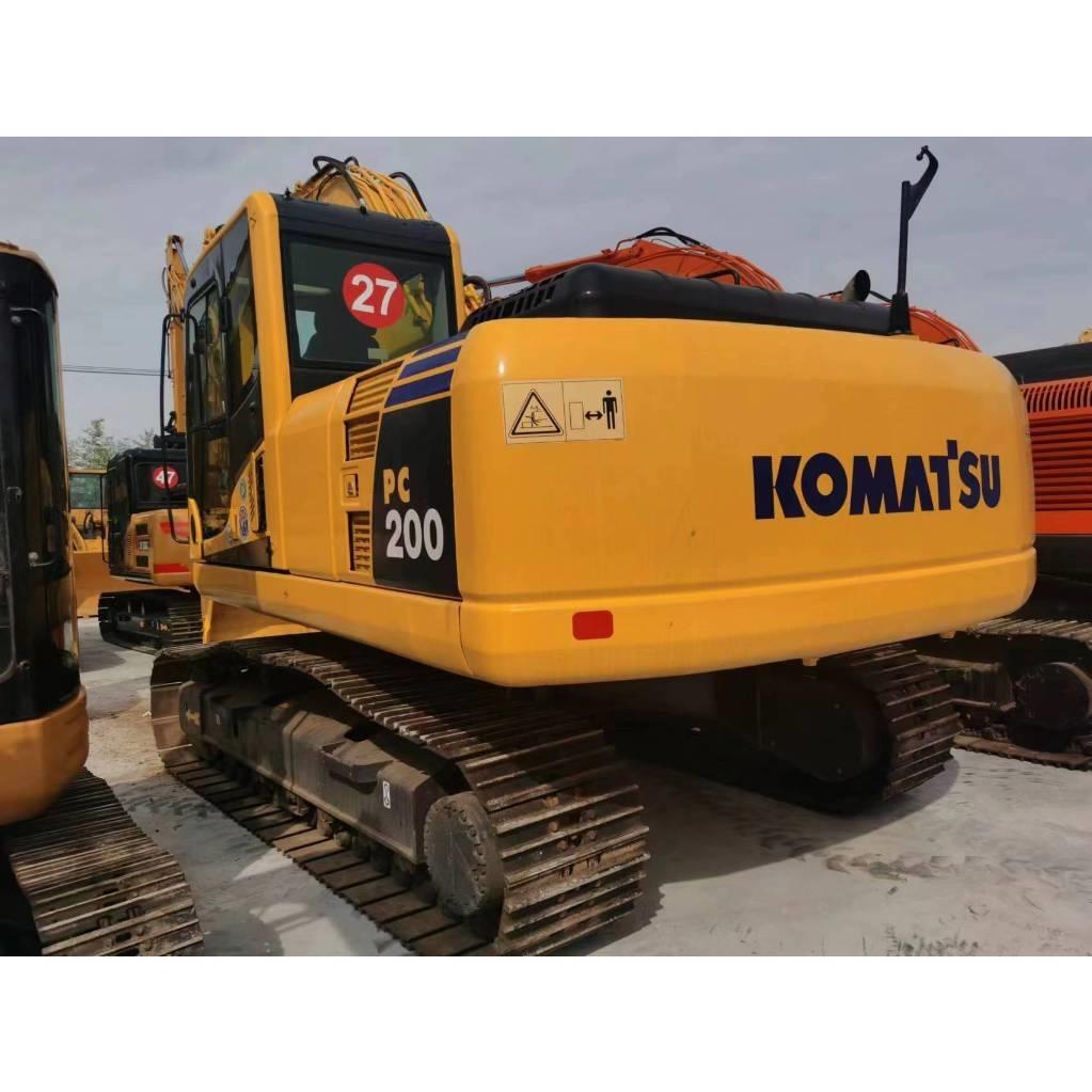 Komatsu PC 200-8 Pásová rýpadla