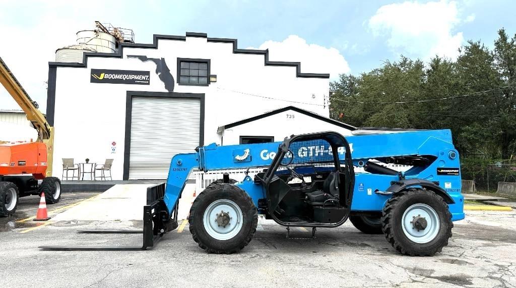 Genie GTH 844 Teleskopické manipulátory