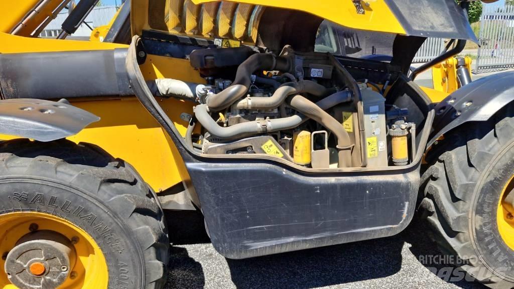 JCB 533-105 Teleskopické manipulátory