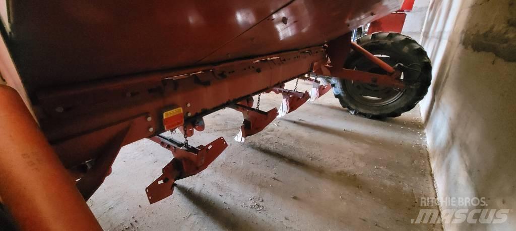 Underhaug 3200 Sázecí stroje