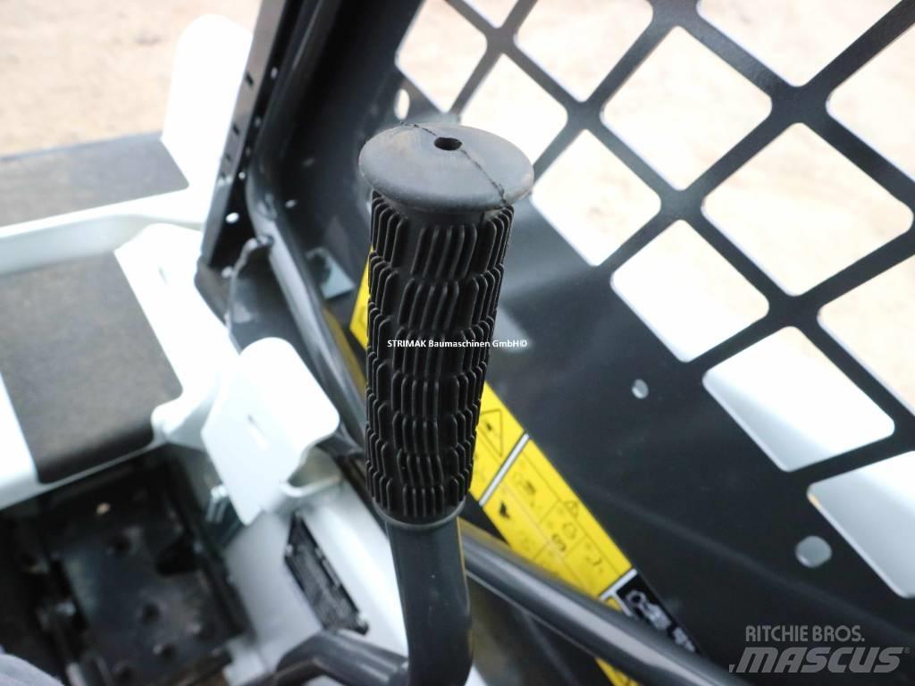 Bobcat S 70 Smykem řízené nakladače