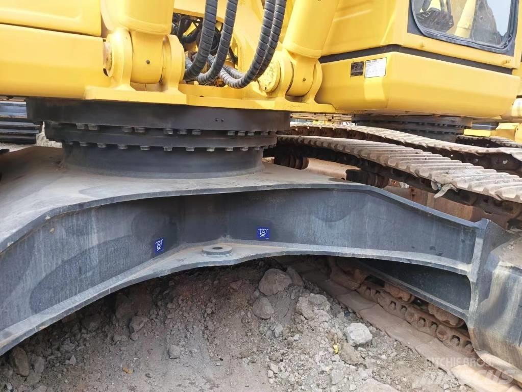 Komatsu PC 400-8 Pásová rýpadla