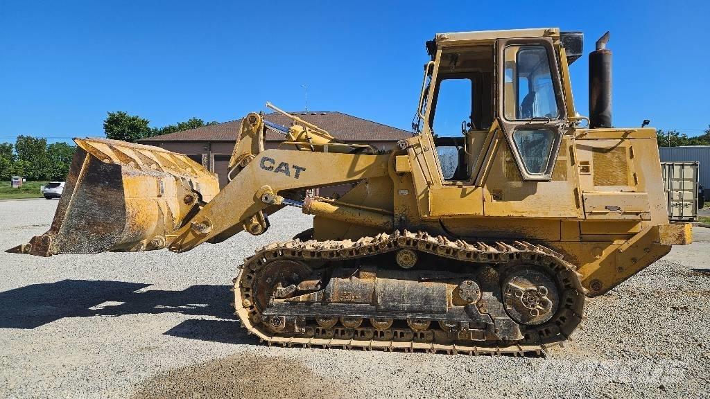 CAT 963 B Pásové nakladače