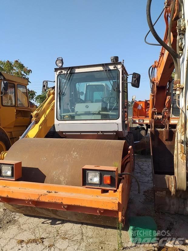 Hamm 2315 SD Tahačové válce