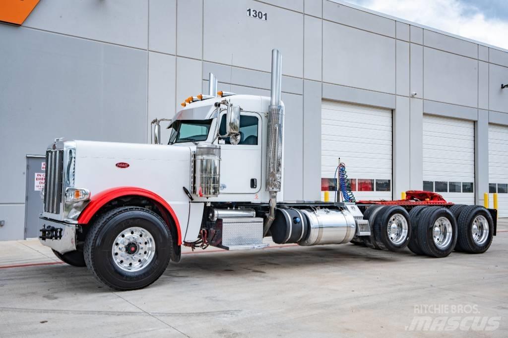 Peterbilt 389 Tahače