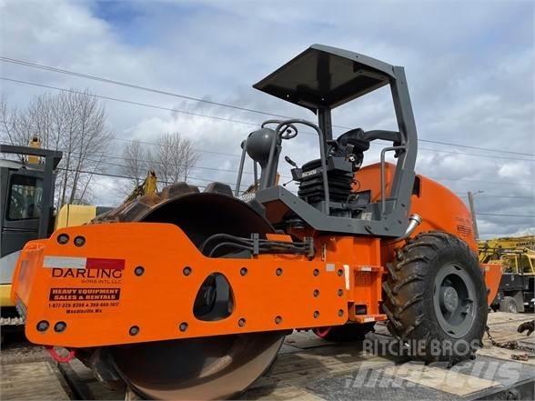 Hamm 3307P Tahačové válce