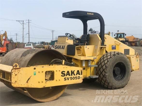 Sakai SV505 Tahačové válce