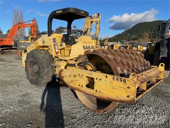 Sakai SV510 Tahačové válce