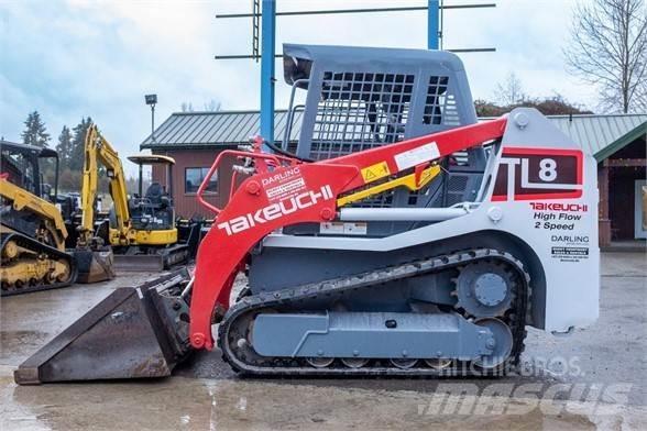 Takeuchi TL8 Smykem řízené nakladače