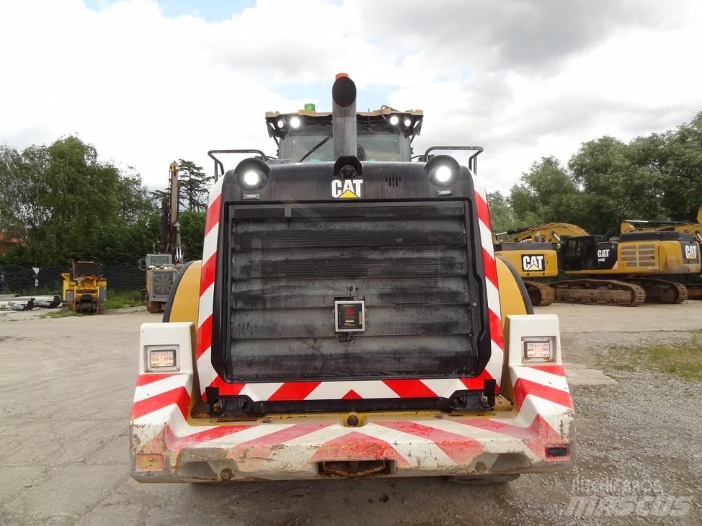 CAT 962 M Kolové nakladače
