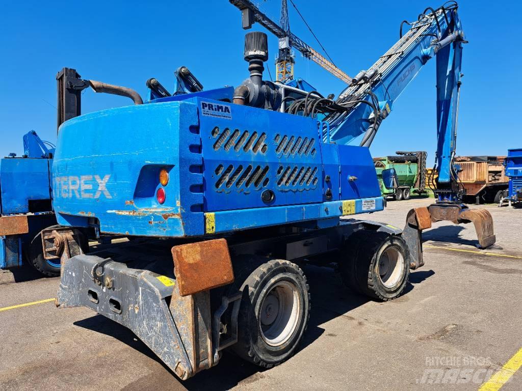 Fuchs MHL331E Stroje pro manipulaci s odpadem
