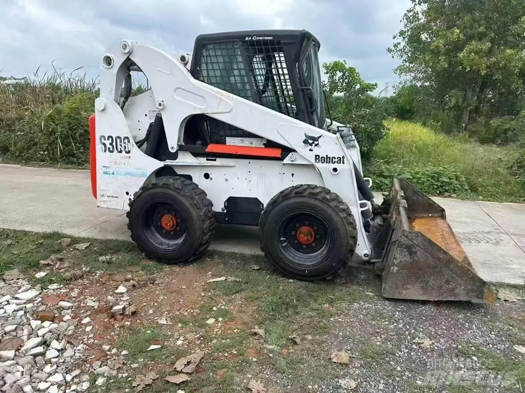 Bobcat S 300 Smykem řízené nakladače