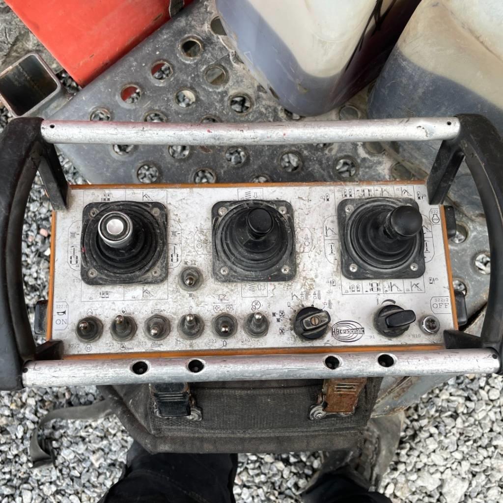 Sandvik DC 122R Povrchové vrtací stroje