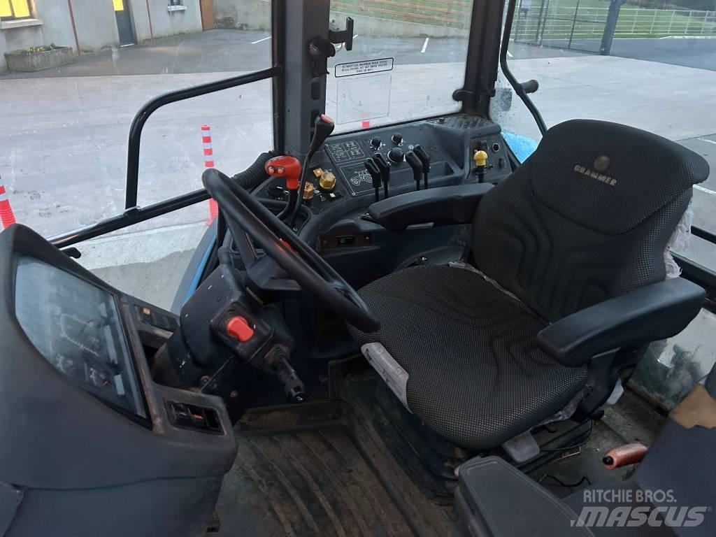 New Holland TM 140 Traktory