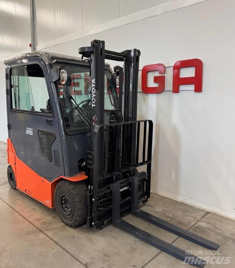 Toyota 10939 - 8FBMT25 Akumulátorové vozíky